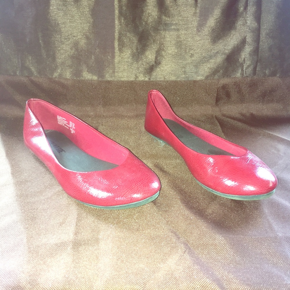Red patent leather flats